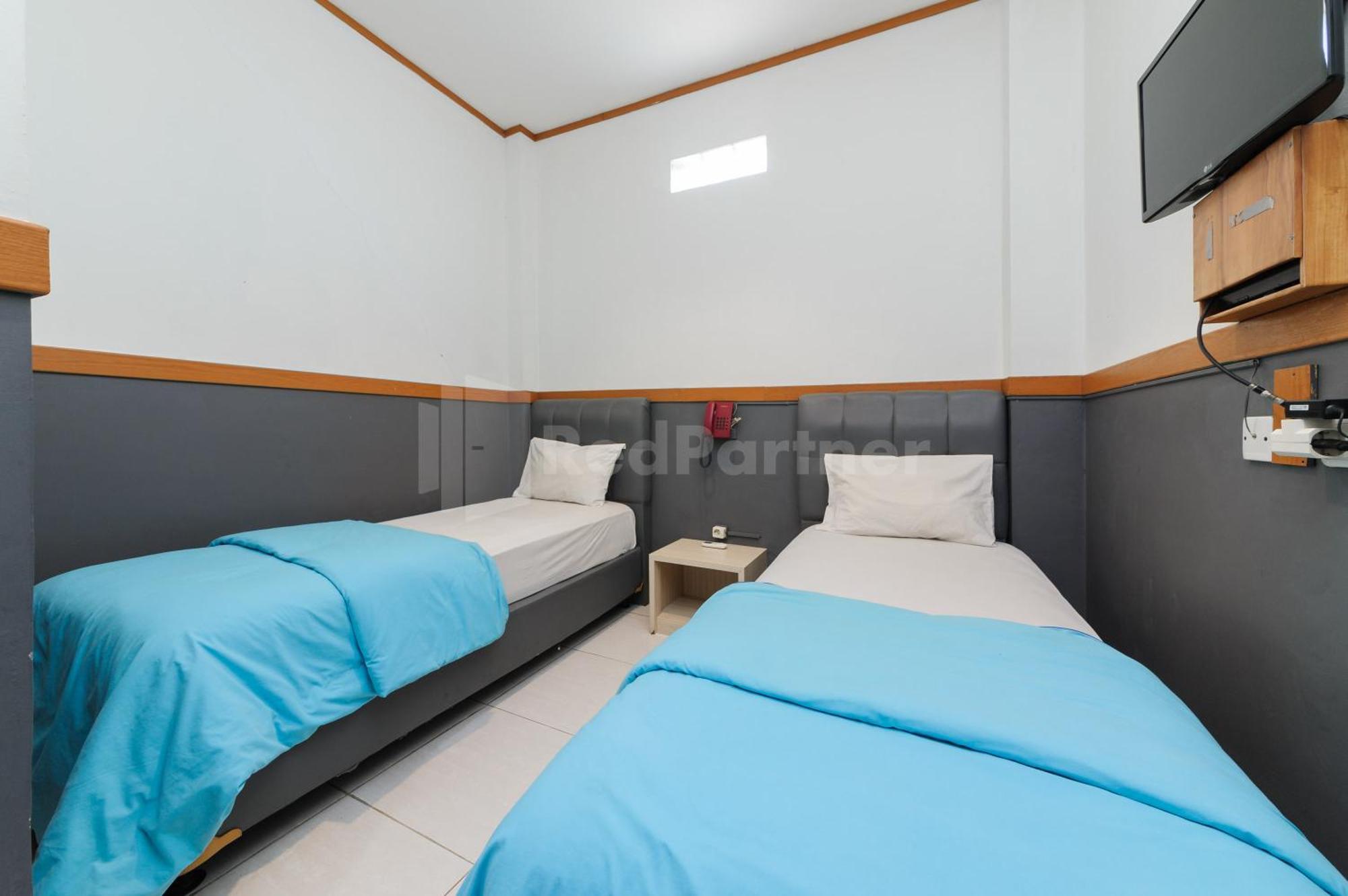 Ian Hotel Jaksa Mitra Reddoorz Джакарта Экстерьер фото